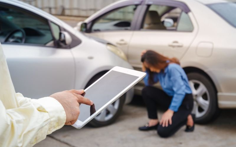 How you should act in case of claims or injuries from other people with car insurance
